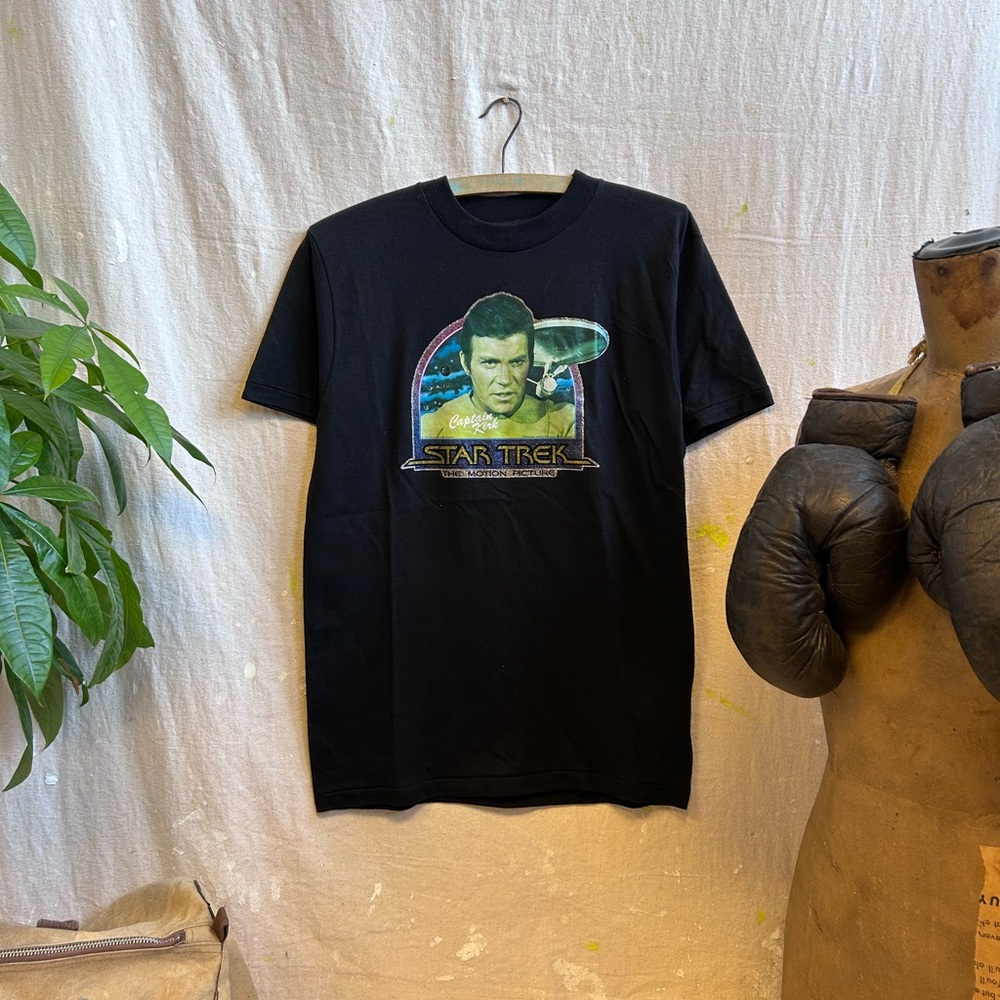 Vintage Star Trek 80s Iron on shirt